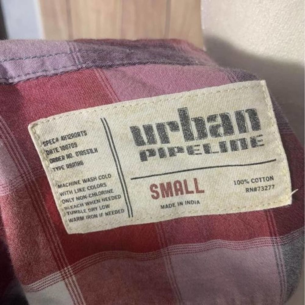 Women’s Urban Pipeline Checkered Blue/purple/Red Sz. Small long sleeve button - Picture 5 of 7